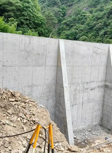 六安霍邱县重力式挡土墙